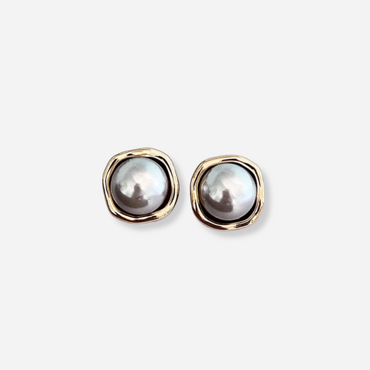 Kassandra | Vintage Elegant Pearl Earrings