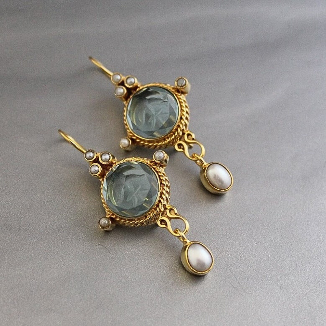 Marena | Vintage Earrings with Pearl
