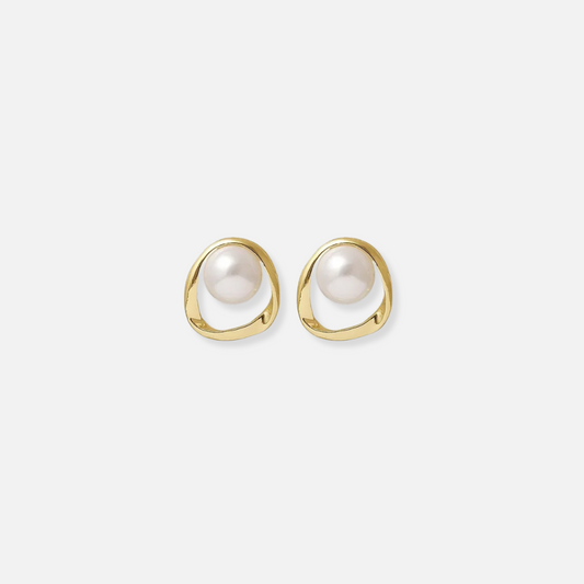Emma | Vintage Pearl Earrings