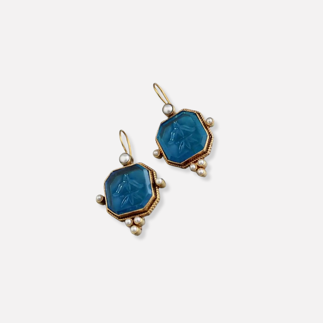 Maëlle | Vintage Earrings with Green Stone and Pearl