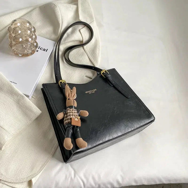 Ella | Classic Shoulder Bag