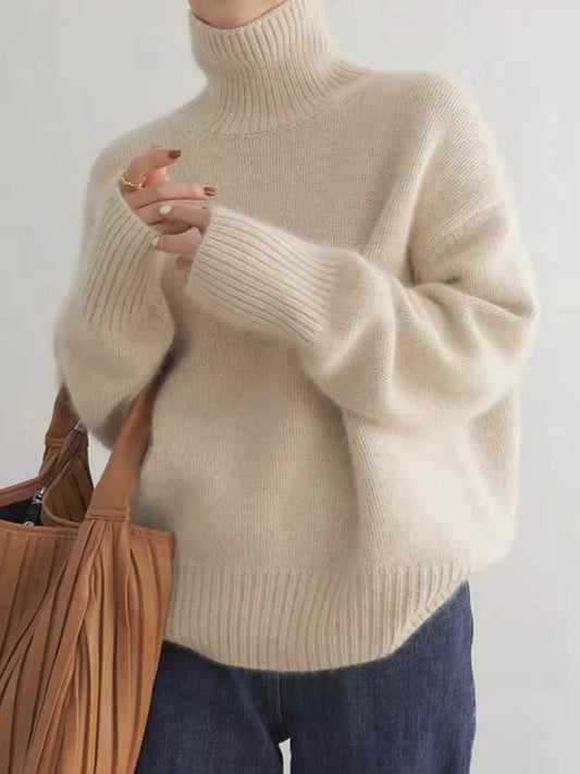 Cashmere Line - High Neck Jumper