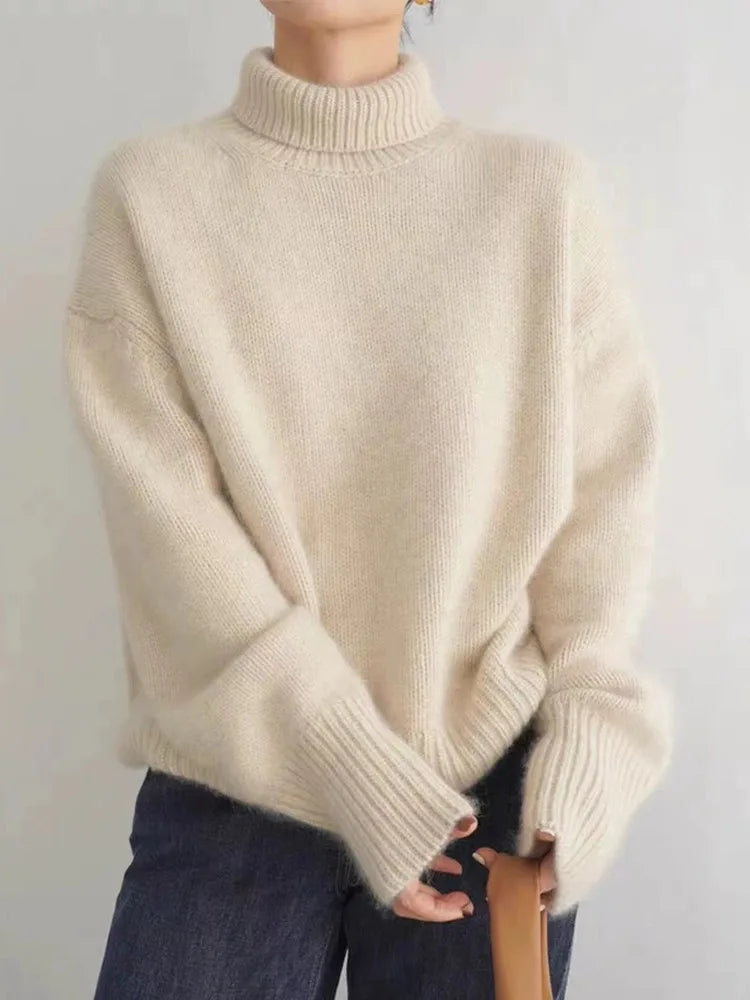 Cashmere Line - High Neck Jumper