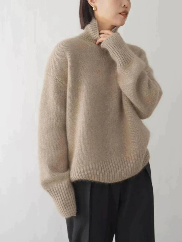 Cashmere Line - High Neck Jumper