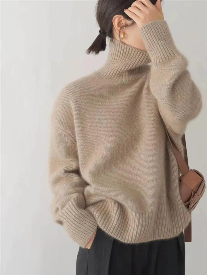 Cashmere Line - High Neck Jumper