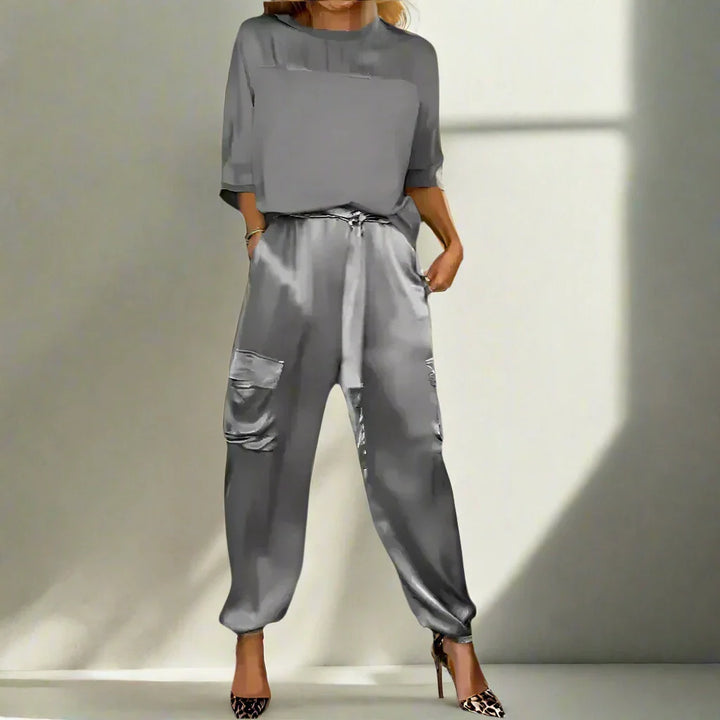 Zachte Satijnen Comfort Set met Halfwarme Trui en Broek