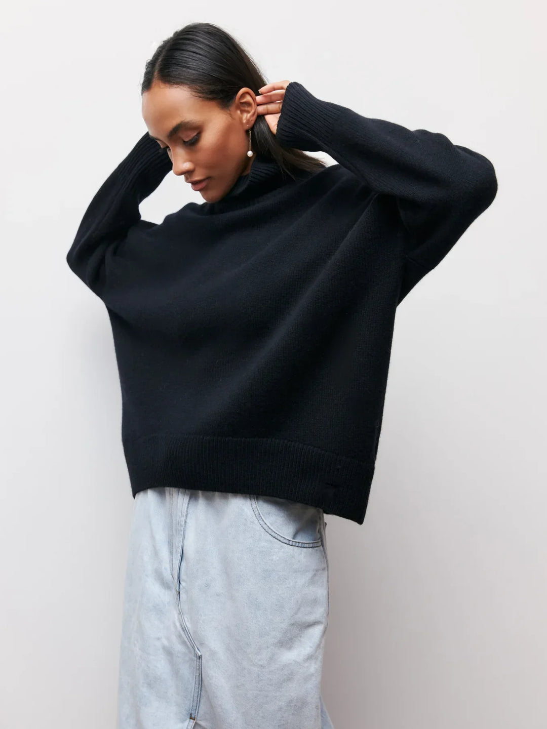 Olivia - Turtle Neck Sweater