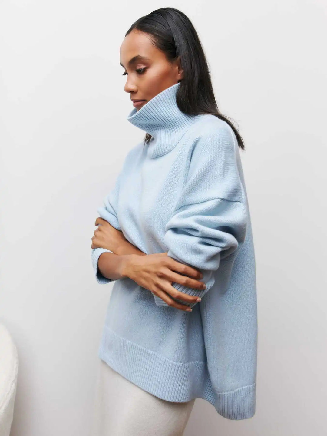 Olivia - Turtle Neck Sweater