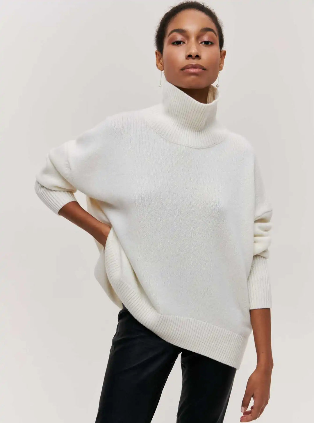 Olivia - Turtle Neck Sweater