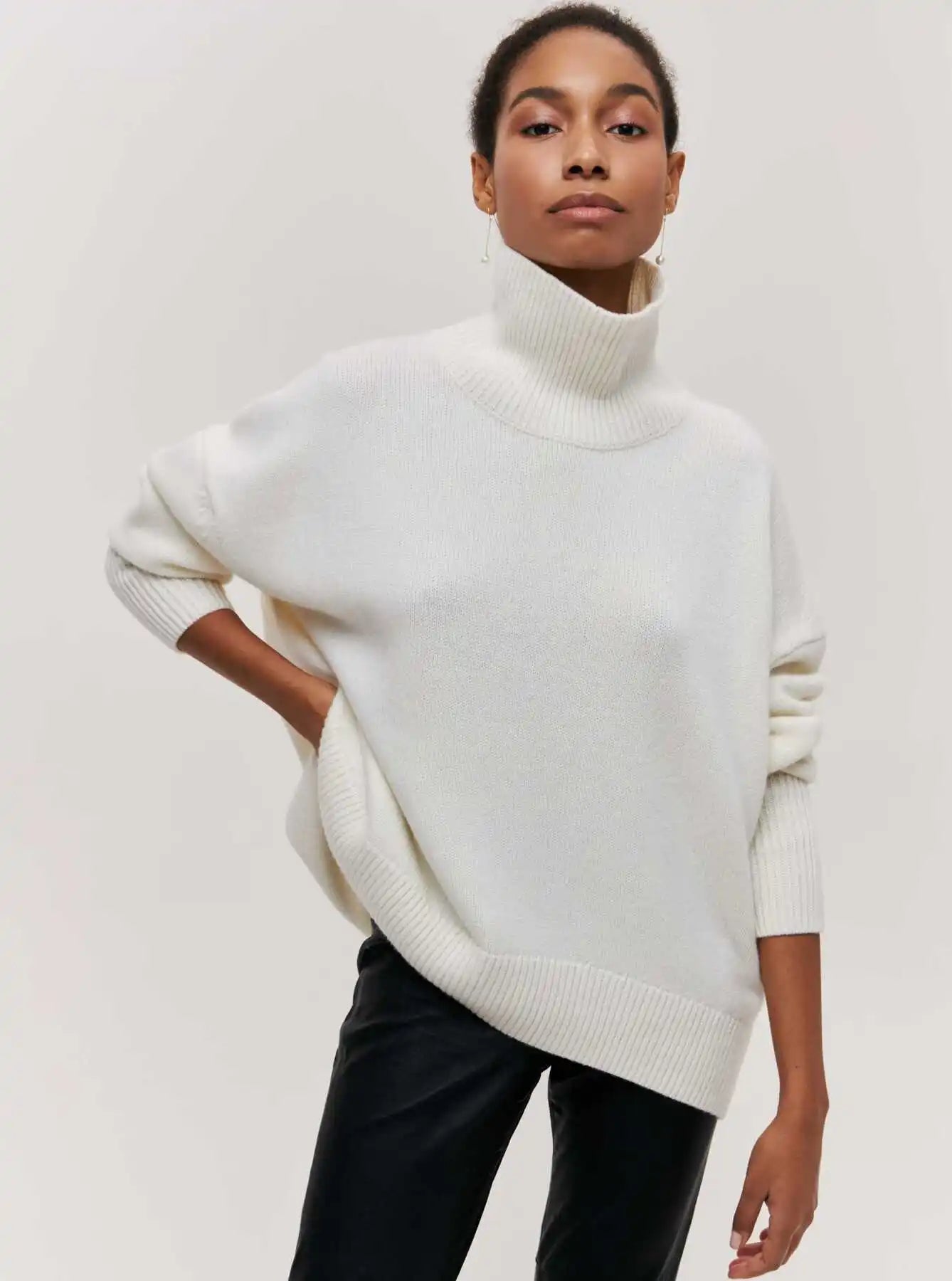 Olivia - Turtle Neck Sweater