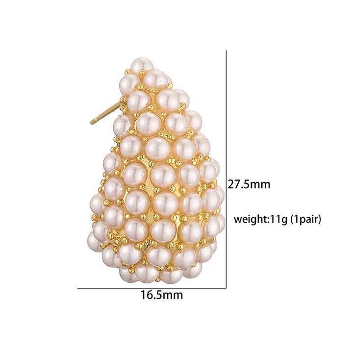 Classic Style | Pearl Earrings