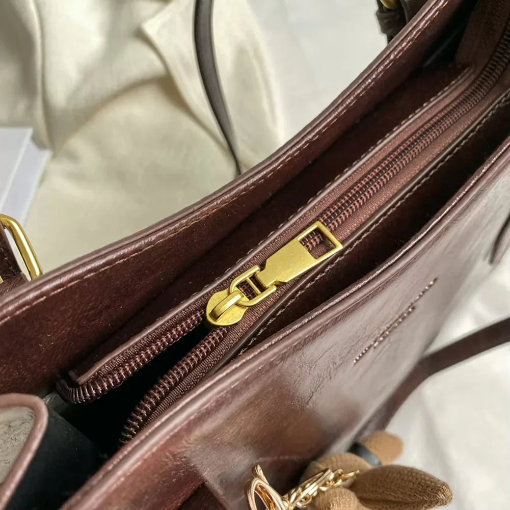 Ella | Classic Shoulder Bag