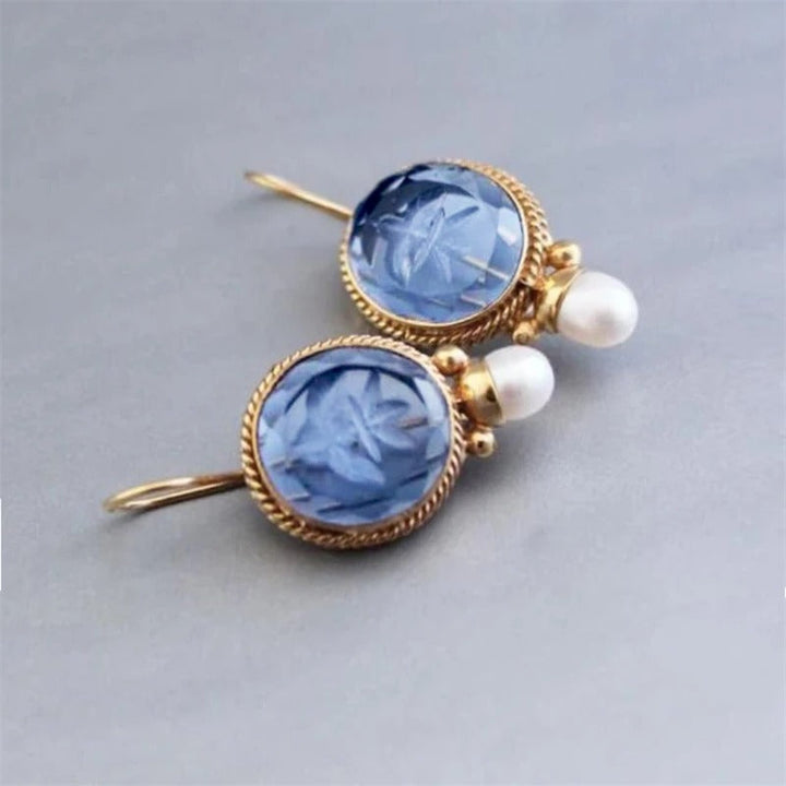 Sophia | Classic Pearl Earrings