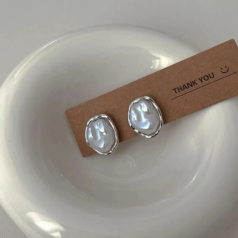Carmen | Elegant Pearl Earrings