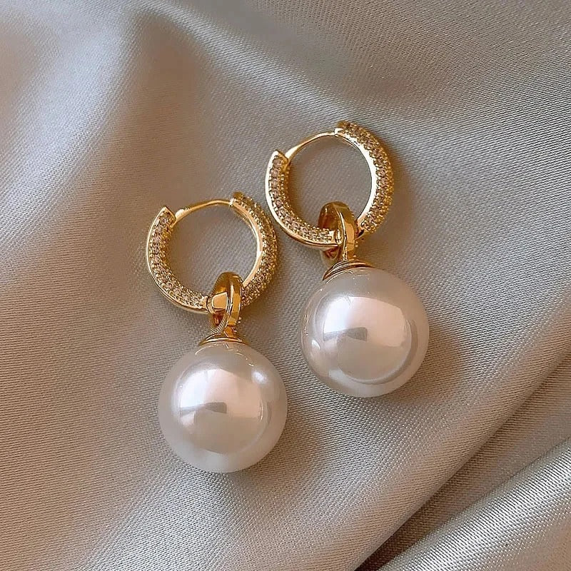 Milla | Elegant Pearl Earrings