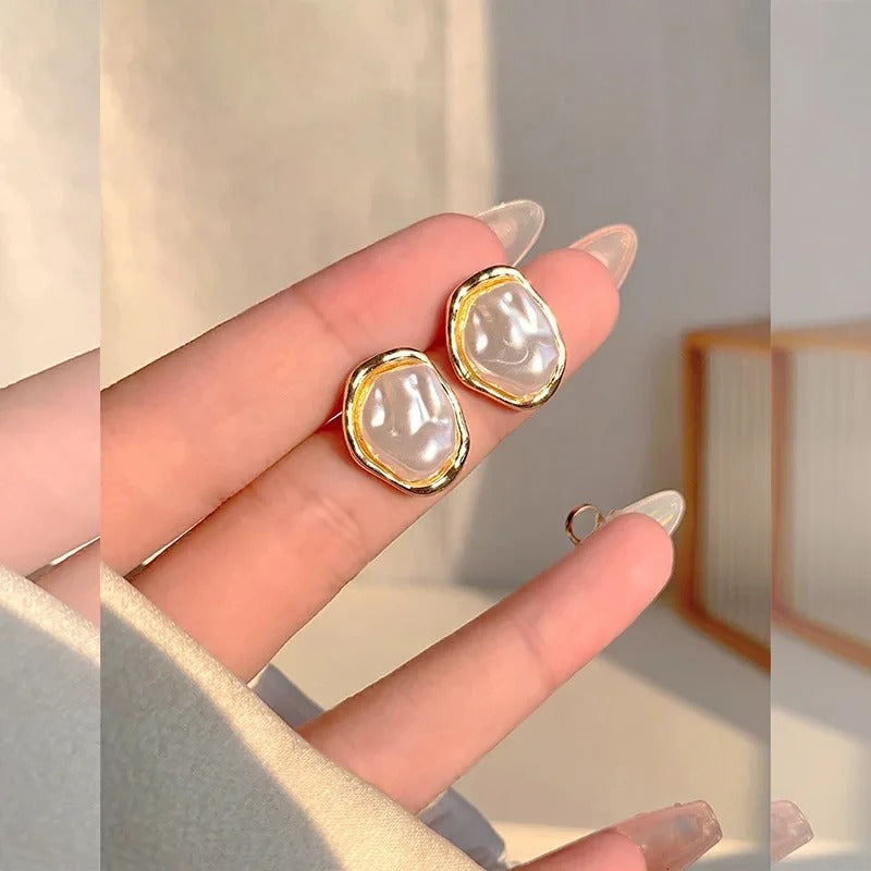 Carmen | Elegant Pearl Earrings