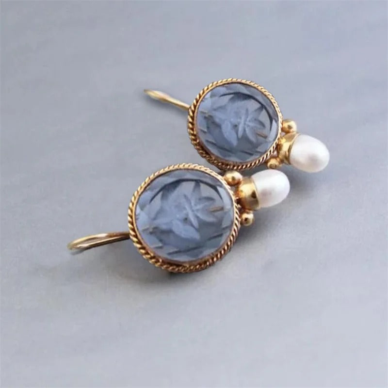 Sophia | Classic Pearl Earrings